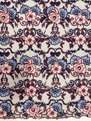 Renda Bordada Floral 3D