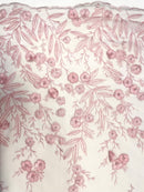 Renda Bordada Floral 3D