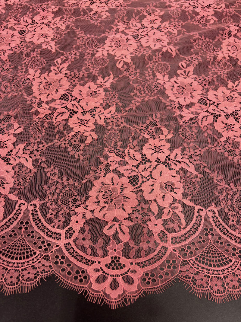 CORTE Renda Chantily 3 (1,4m)