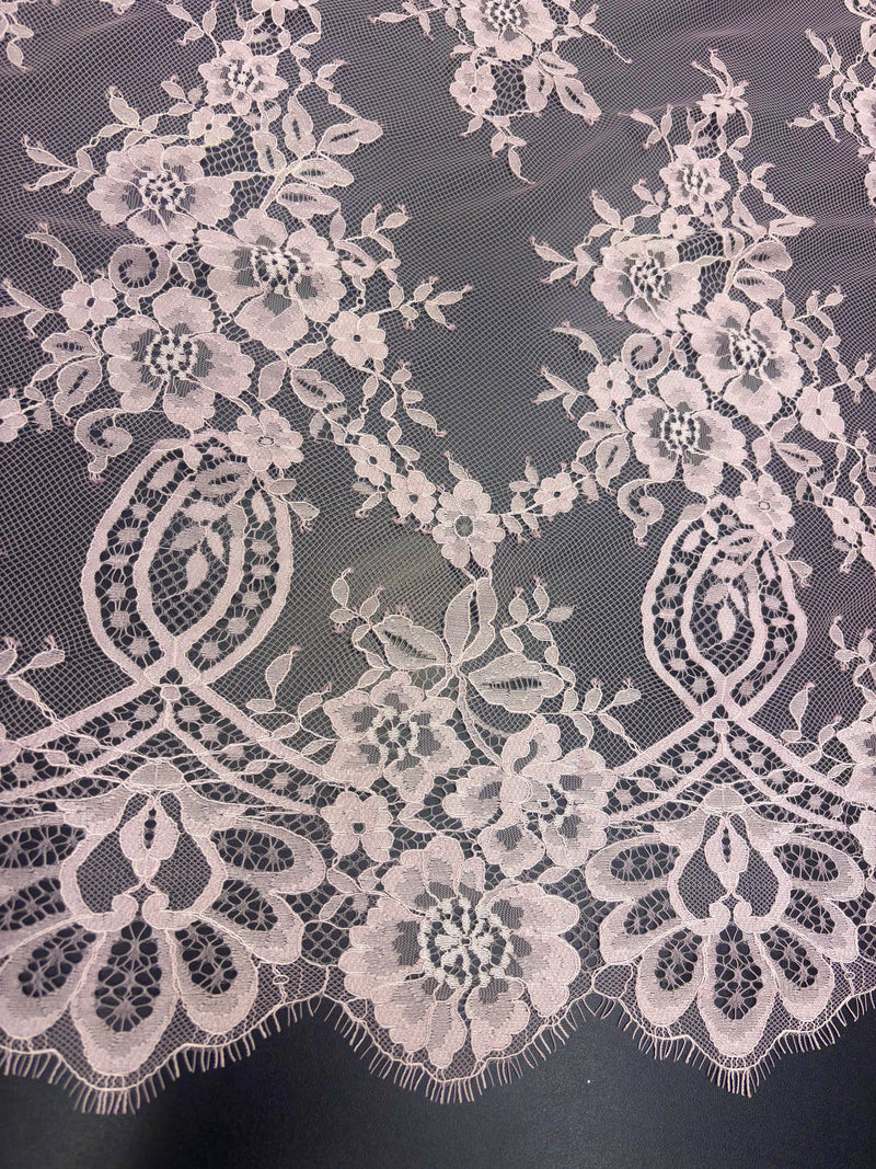 CORTE Renda Chantily 1 (1,7m)