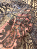 Tule Bordado com Couro