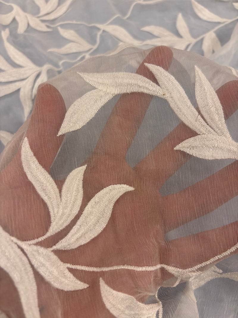 Chiffon Bordado 100% Seda