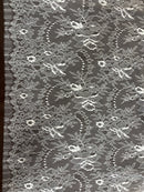 Renda Francesa 3,7metros | Venda apenas peça inteira.