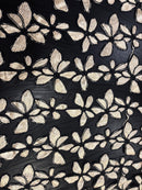 Tule Bordado Contrast