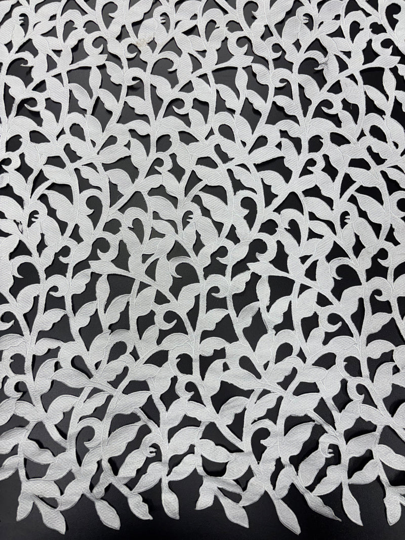 Renda Richelieu CYN4086