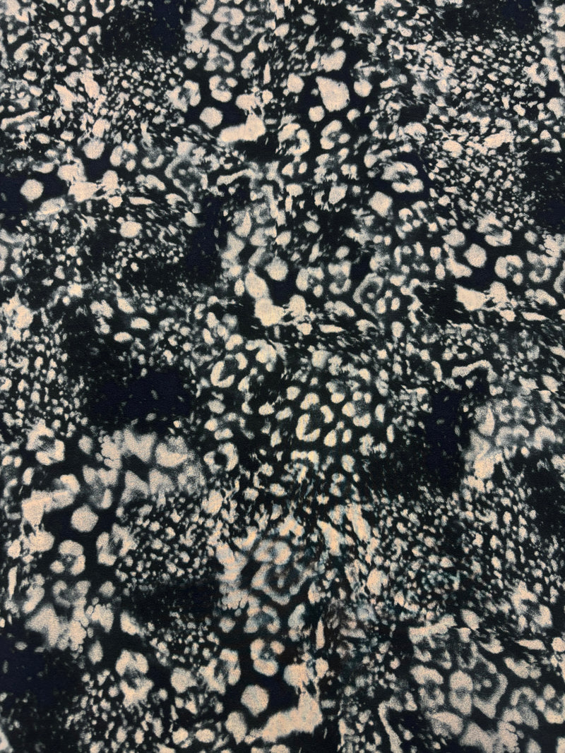 Crepe de Chine Preto Esverdeado