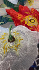 Renda Bordada Floral 3D
