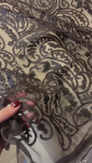 Tule Bordado com Couro