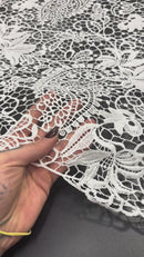 Renda Guipir Paisley